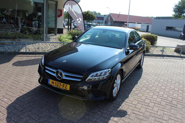 Mercedes-Benz C-KLASSE 180 Advantage Pack | Stoelverwarming | Lage KM | ZGAN |