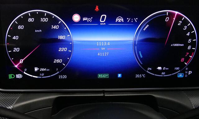 Mercedes-Benz C-KLASSE 300 e AMG Line / C63S AMG Diffuser / Panamericana Grill / Panoramadak / Massage stoelen / Stoelverwarm- & koeling / Ambienteverlichting Premium / Elektr. verstelbare voorstoelen + memory / Apple Carplay - Android Auto / Head-up Display / Stuurwiel verwarm