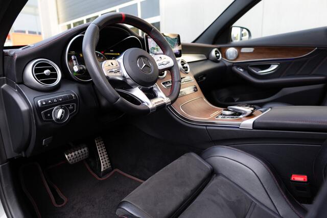 Mercedes-Benz C-KLASSE AMG 43 4MATIC 391 pk Premium Plus Pack AMG-Pakket / Facelift/ Kuip-Stoelen/ Burmester/ Head-Up/ Pano-Dak/ 360-Camera/ Matrix-Led/ Night-Pakket/ 19'' LMV