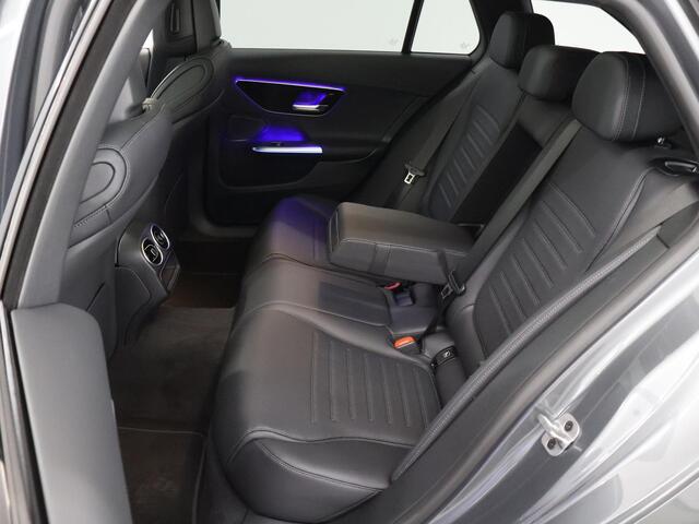 Mercedes-Benz C-KLASSE Estate 180 Business Solution AMG | Panorama dak | Nightpakket | Dodehoekassistent | | Digital Light |