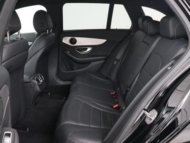 Mercedes-Benz C-KLASSE 200 AMG Night | Leder | Stoelverwarming | Full LED | Park Assist | Navigatie | Climate control | Cruise control | Bluetooth