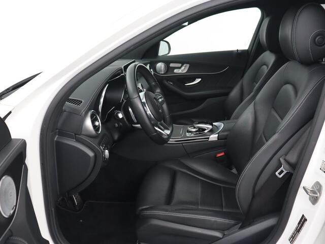 Mercedes-Benz C-KLASSE 300de AMG Night | Adaptive cruise | 360 Camera | Leder | Burmester Surround | Trekhaak | Carplay | Stoelverwarming | Memory | Navigatie | Digital Cockpit | PHEV | Plug In