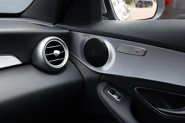 Mercedes-Benz C-KLASSE 180 Business Solution AMG | Camera | Leder | High Performance LED | Stoelverwarming | 18'' inch | Inparkeerpakket |