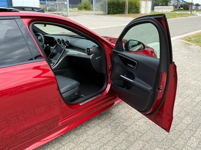 Mercedes-Benz C-KLASSE 180 AMG Pano Sfeerverl Night Pakket