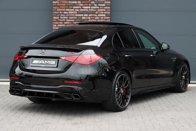 Mercedes-Benz C-KLASSE AMG 63 S E Performance | 680 pk | Achterasbesturing | AMG Drivers Package | Distronic+ | Memory | Burmester | AMG Performance Stoelen | AMG-Aero Pakket | HUD | Digital Light |