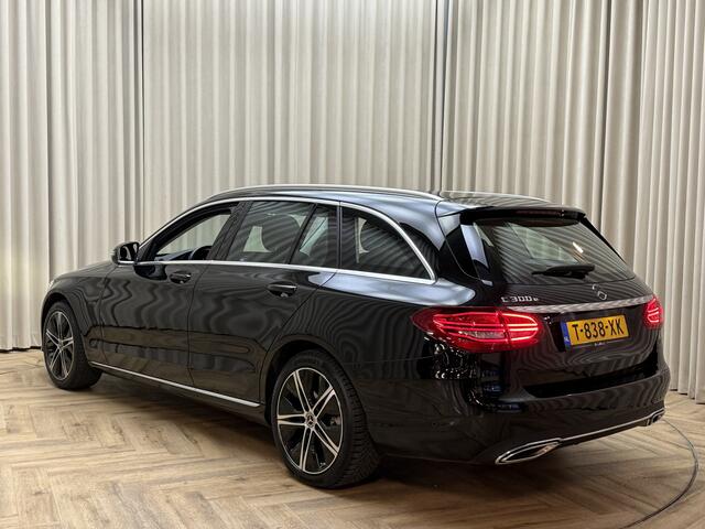 Mercedes-Benz C-KLASSE Estate 300 e 320 PK *Dealer Onderhouden* Carplay / Afn. Trekhaak / Stoelverwarming / Led / Cruise / Navigatie / ECC Clima / 18'' LMV