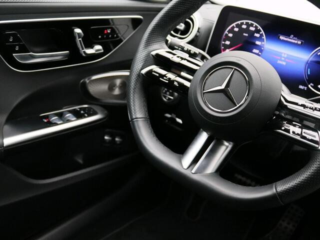 Mercedes-Benz C-KLASSE Estate 300 e AMG Plug-In Hybride AMG Line | Panorama Schuif-Kanteldak | Burmester® | Parkeerpakket met 360°-camera | Alarm | Head-up display. Inclusief 24 maanden MB Certified garantie voor Europa.