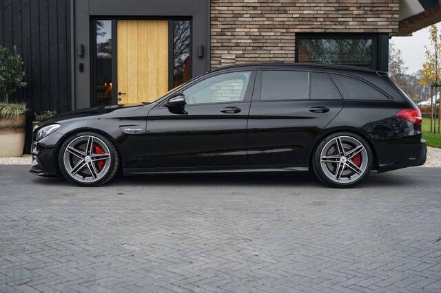 Mercedes-Benz C-KLASSE estate C63 AMG Pano/360/KW/Memory/Carbon/Edition1