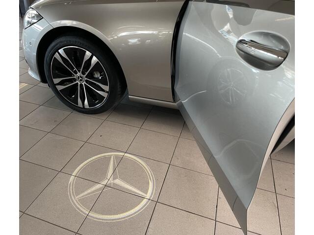 Mercedes-Benz C-KLASSE Estate 300 e Luxury Line | Trekhaak | 360-camera | Burmester