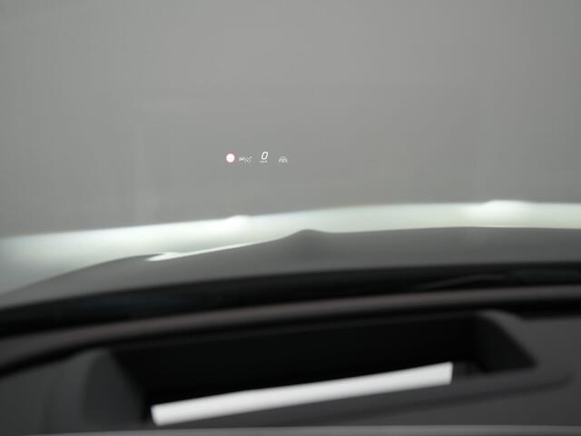 Mercedes-Benz C-KLASSE Estate 300 e AMG Line Plug In Hybrid 313pk Dealer O.H. PHEV | Adaptive Cruise | Head Up | Camera | Digital LED | Bi Color Lederen Sportstoelen Verwarmd | Apple Carplay | Sfeerverlichting | Virtual | Navigatie | DAB |