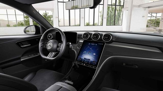 Mercedes-Benz C-KLASSE 180 AMG Line | Night | Stoelverwarming | Sfeerverlichting | 360 graden camera |