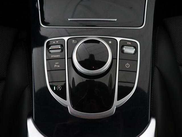 Mercedes-Benz C-KLASSE 180 Business Solution | Stoelverwarming | Trekhaak | Camera | Navigatie | Park Assist | Half leder | Climate control | Full LED | Cruise control | Dodehoek detectie