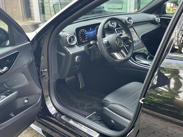 Mercedes-Benz C-KLASSE 180 Star Edition AMG | Night Pakket | Panoramadak | Sierdelen Lindehout Antraciet | Apple CarPlay | Android Auto | Dodehoekassistent | Elektrisch Verstelbare Stoelen + Memory | Stoelverwarming | Sfeerverlichting | Achteruitrijcamera