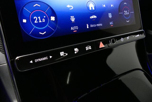 Mercedes-Benz C-KLASSE 300 e AMG Line / C63s AMG Diffuser / Panamericana Grille / Panoramadak / Elektr. verstelbare voorstoelen + memory / Ambienteverlichting / Laser Digital Light / Apple Carplay - Android Auto / Rondomzichtcamera / Stoelverwarming / 20'' LMV / Achteruitrijcam