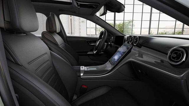 Mercedes-Benz C-KLASSE 180 AMG Line | Night | Panoramadak | Digital Light | Multispaaks AMG velgen | Stoelverwarming | Sfeerverlichting |