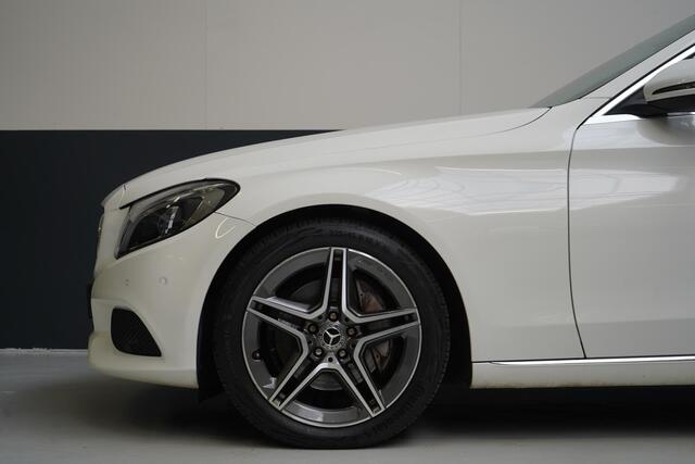 Mercedes-Benz C-KLASSE 250 Premium Plus | Panoramadak | Navigatie | Stoelverwarming | Parkeersensoren
