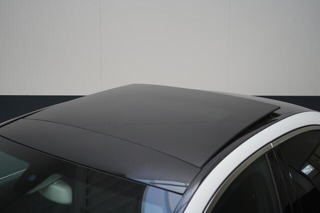 Mercedes-Benz C-KLASSE 250 Premium Plus | Panoramadak | Navigatie | Stoelverwarming | Parkeersensoren