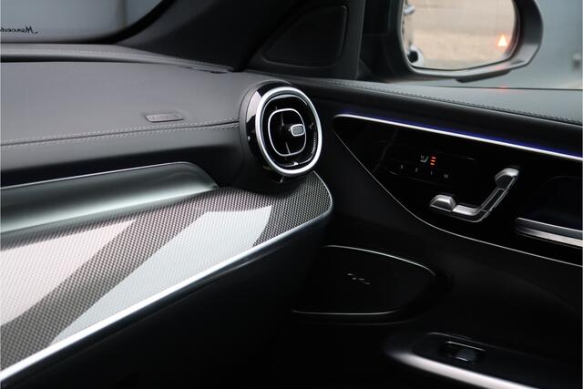 Mercedes-Benz C-KLASSE Estate 300 e AMG Line | Panoramadak | Memory | Trekhaak | Premium Sfeerverlichting | Camera | Nightpakket | Dodehoekassistent |