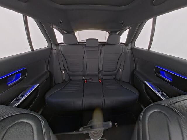 Mercedes-Benz C-KLASSE Estate 300 e AMG Plug-In Hybride AMG Line | Night Pakket | Trekhaak | PAnorama Schuif-Kanteldak | Advanced Soundsystem | Dodehoek Assist. Inclusief 24 maanden MB Certified garantie voor Europa.