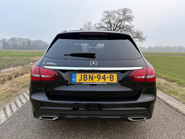 Mercedes-Benz C-KLASSE 300 E AMG NIGHT PAKKET / PANO / ZEER NETTE