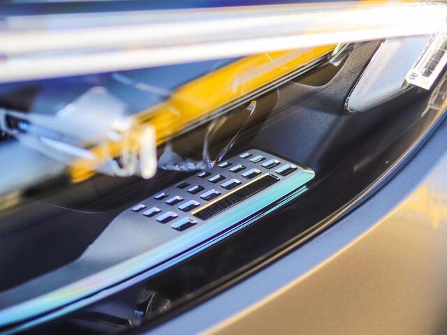 Mercedes-Benz C-KLASSE Estate 300 e Business Solution AMG | Massage | Leder | Camera | Pano | Burmester