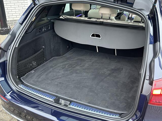 Mercedes-Benz C-KLASSE Estate 180 Luxury Line | Trekhaak | Panoramadak | Beige Interieur