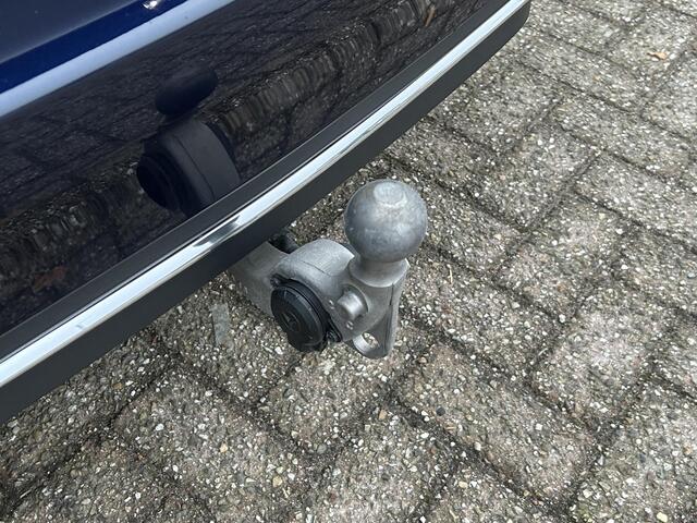 Mercedes-Benz C-KLASSE Estate 180 Luxury Line | Trekhaak | Panoramadak | Beige Interieur