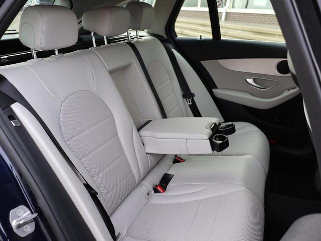 Mercedes-Benz C-KLASSE Estate 180 AUT. *85.348 km* + TREKHAAK | CAMERA | LED | NAVIGATIE | ORIG. NEDERLANDS