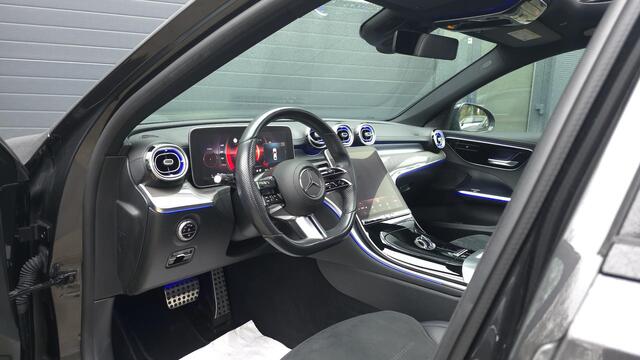 Mercedes-Benz C-KLASSE 220 d AMG Line | Panorama | Sfeer | Carplay | Camera