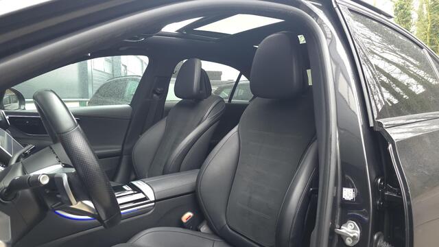 Mercedes-Benz C-KLASSE 220 d AMG Line | Panorama | Sfeer | Carplay | Camera