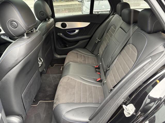 Mercedes-Benz C-KLASSE Estate 300e T AMG Line | Plug-in Hybride | PHEV | Panoramadak | Stoelverwarming | Achteruitrijcamera | Eektrisch vestelbare stoelen | Dealer onderhouden