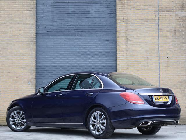 Mercedes-Benz C-KLASSE 180 Premium Plus Automaat | Org. NL | Navi | Camera | Stoelverwarming |