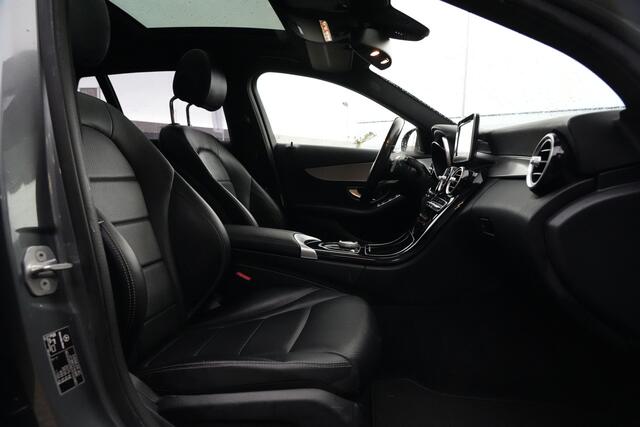 Mercedes-Benz C-KLASSE Estate 180 AMG Business Solution 157pk Panoramadak/Stoelverwarming/Camera