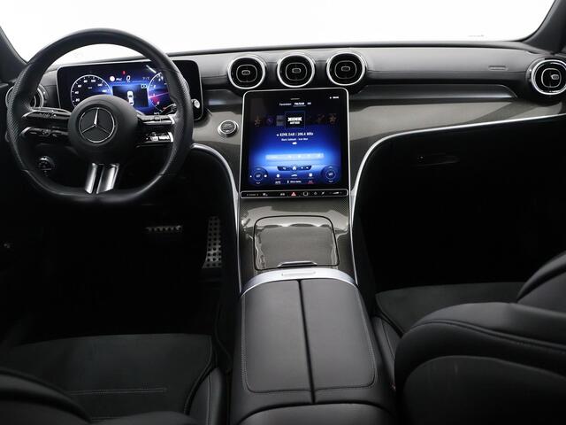 Mercedes-Benz C-KLASSE 180 AMG Line | Distronic | Achteruitrijcamera | Sfeerverlichting | Stoelverwarming |