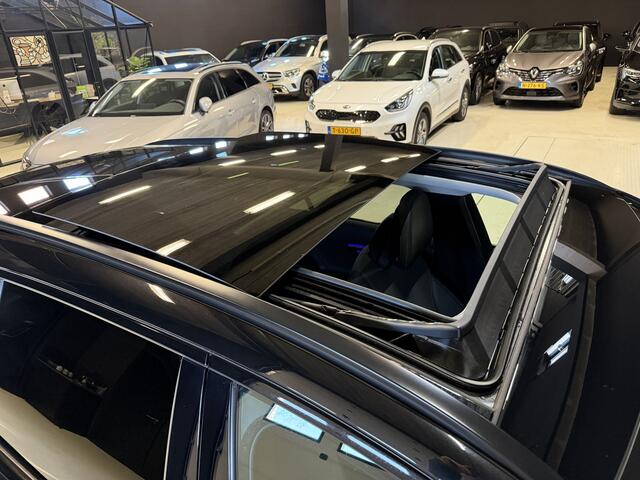 Mercedes-Benz C-KLASSE Estate 300 e Luxury Line | Panoramadak | Sfeerverlichting | Elektr. trekhaak | Carplay | Burmester | Adaptive cruise