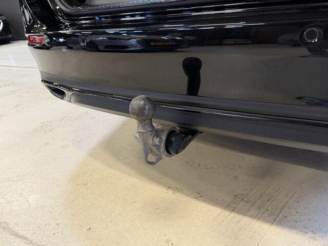 Mercedes-Benz C-KLASSE Estate 300 e Luxury Line | Panoramadak | Sfeerverlichting | Elektr. trekhaak | Carplay | Burmester | Adaptive cruise