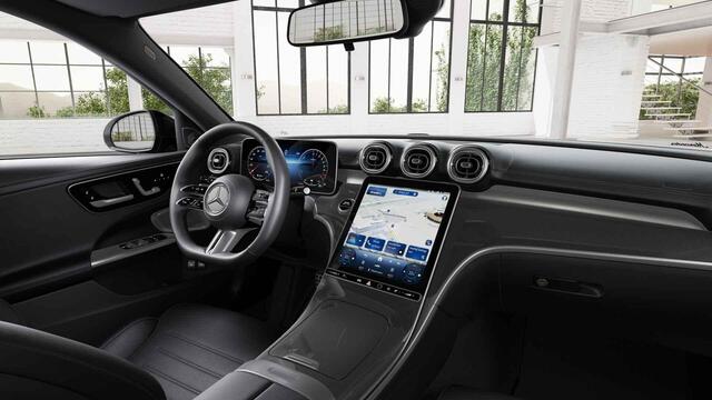 Mercedes-Benz C-KLASSE Estate 300e Business Solution AMG | Panoramaschuifdak | Trekhaak | Nightpakket | Burmester | Stoelverwarming | Dodehoekassistent |