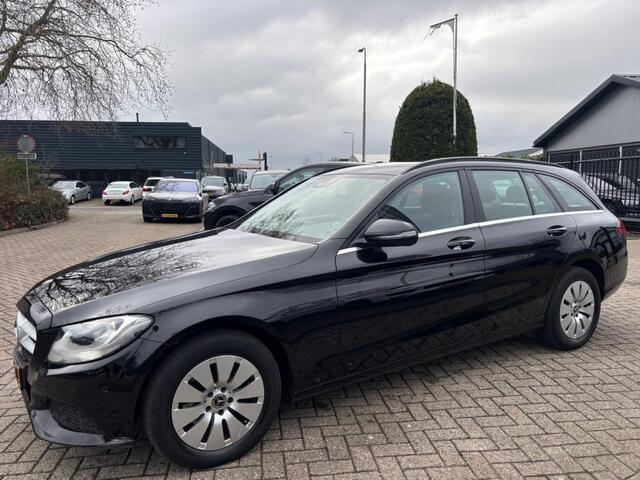 Mercedes-Benz C-KLASSE Estate C220 Diesel 2018 Zwart Handgeschakeld 127.000 KM