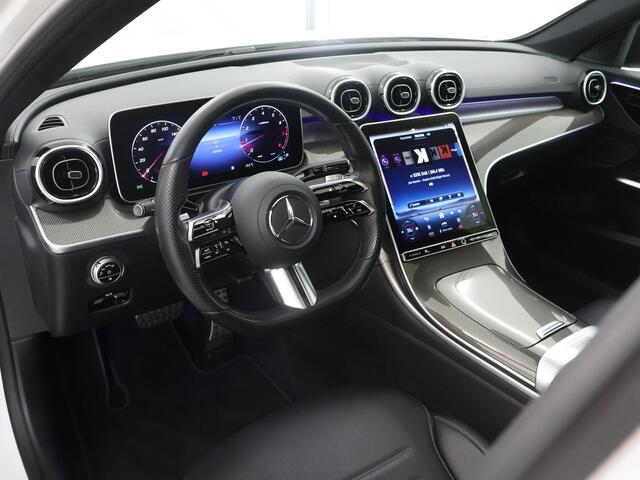 Mercedes-Benz C-KLASSE 180 AMG Line | Night | Panoramadak | Digital Light | Multispaaks AMG velgen | Stoelverwarming | Sfeerverlichting |