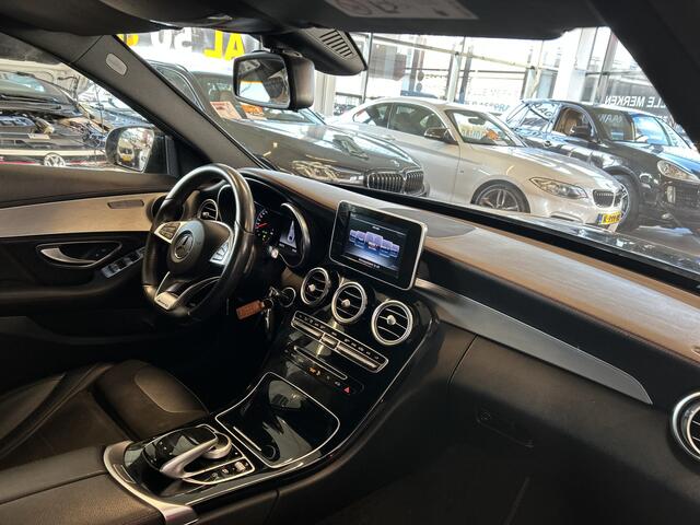 Mercedes-Benz C-KLASSE AMG 43 4MATIC V6 368PK | Alarm klasse 3 | Rode gordels | Adaptief onderstel | Cruise control | Climate control | Stoelverwarming | Alcantara/Lederen bekleding | Fabrieksaf kleppensysteem