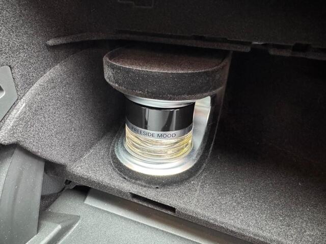 Mercedes-Benz C-KLASSE C63 S AMG Premium plus Facelift Sportuitlaat Keramisch Kuipstoelen Carbon Parfum Ram vol!