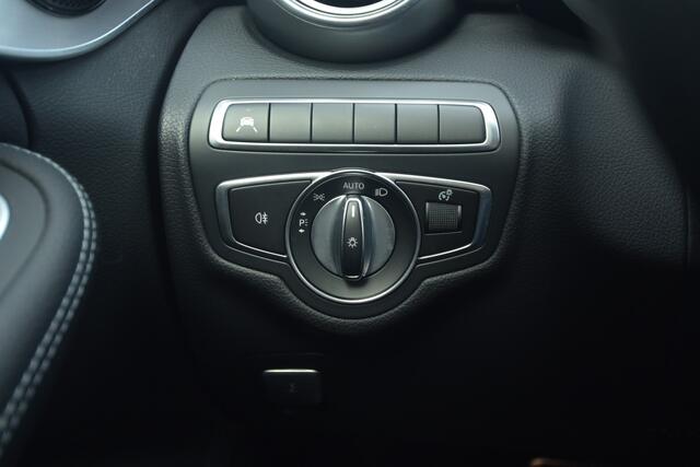 Mercedes-Benz C-KLASSE 300 AMG Premium Pack