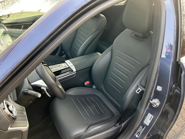 Mercedes-Benz C-KLASSE 180 AMG Line | Trekhaak | Panoramadak |