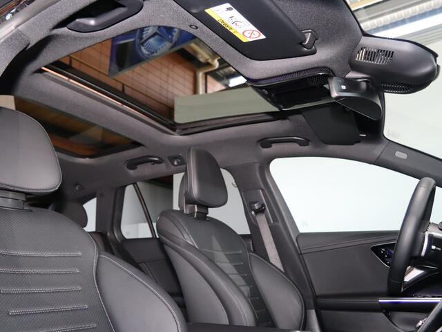 Mercedes-Benz C-KLASSE Estate 180 Star Edition AMG Line | Panoramaschuifdak | DIGITAL LIGHT | Nightpakket | Stoelventilatie/-verwarming vooraan | Panoramaschuifdak |