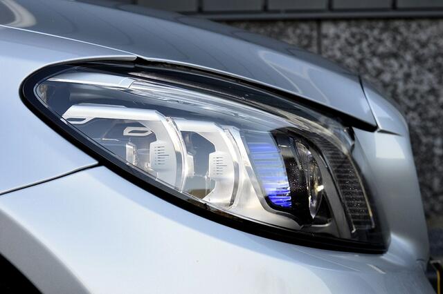 Mercedes-Benz C-KLASSE Estate 180 AMG-Line Rijklaarprijs-Garantie Panorama dak Leder Burmester Led 360 Camera Sfeer verlichting