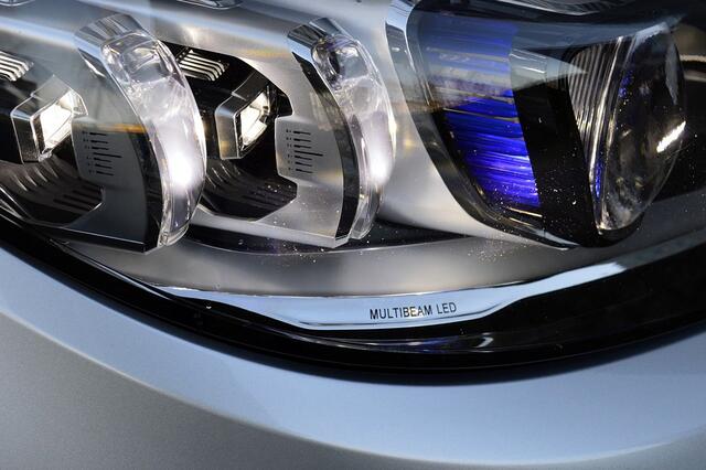 Mercedes-Benz C-KLASSE Estate 180 AMG-Line Rijklaarprijs-Garantie Panorama dak Leder Burmester Led 360 Camera Sfeer verlichting