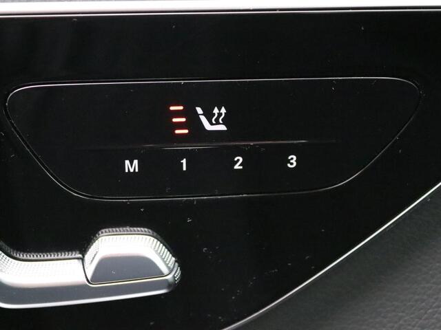 Mercedes-Benz C-KLASSE 300 e Business Solution AMG | Panoramadak | Alarm | 360 gr Camera | Car Play | Sfeerverlichting | Memory | Inclusief 24 maanden Mercedes-Benz Certified garantie voor Europa.