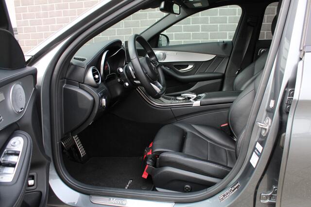 Mercedes-Benz C-KLASSE 300 Prestige / AMG / Panoramadak / Burmester