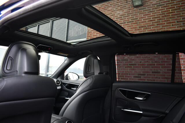 Mercedes-Benz C-KLASSE Estate 300 e AMG Line Pano