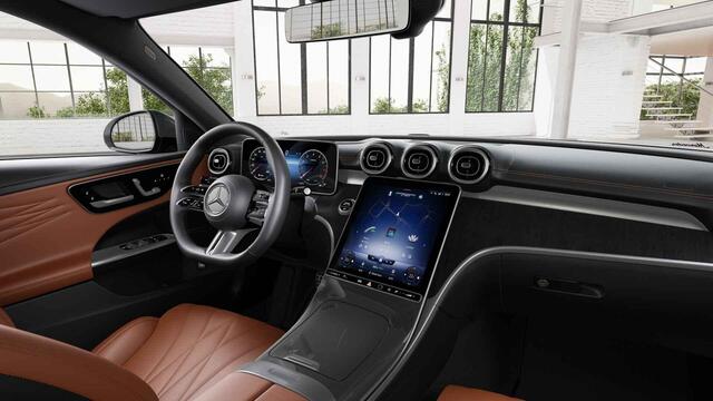 Mercedes-Benz C-KLASSE 180 AMG Line | Trekhaak | Lederen bekleding | Memory | Digital Light |